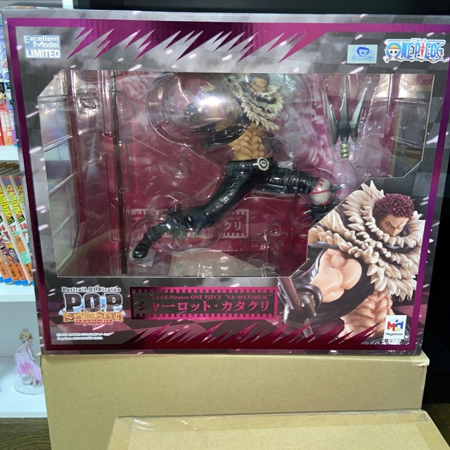 ONE PIECE(ワンピース)のpop maximum  カタクリ　国内正規品　ワンピース　フィギュア エンタメ/ホビーのおもちゃ/ぬいぐるみ(キャラクターグッズ)の商品写真