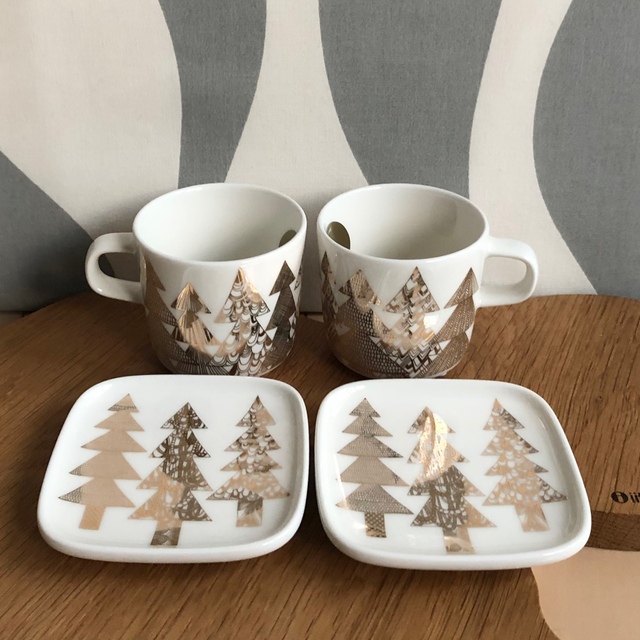 marimekko - 新品 marimekko KUUSIKOSSA コーヒーカップ ＆ プレートの