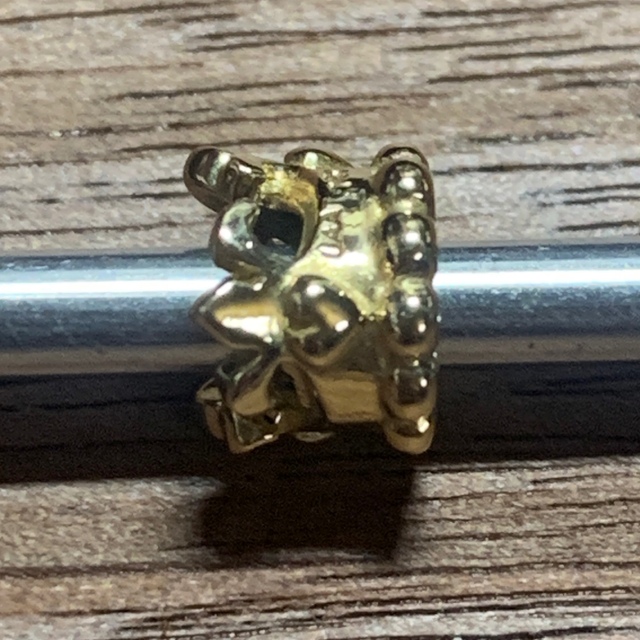 トロールビーズ プリンス&プリンセス ゴールド 750LAA刻印 大流行中