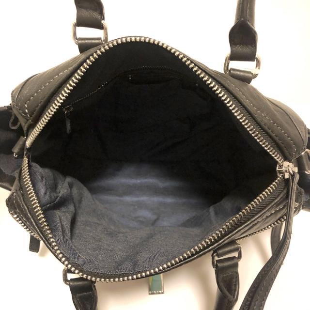 DIESEL(ディーゼル)のディーゼル ハンドバッグ美品  - ジッパー レディースのバッグ(ハンドバッグ)の商品写真