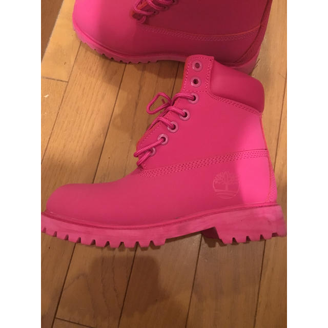 Timberland(ティンバーランド)のtimberland pink 23 23.5 24 レディースの靴/シューズ(ブーツ)の商品写真