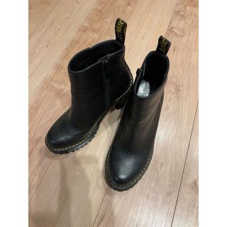 ドクターマーチン(Dr.Martens)の美品！Dr.Martens  マグダレナ　ブーツ　激レア(ブーツ)