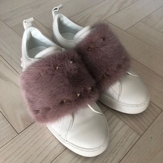 ヴァレンティノ(VALENTINO)の美品⭐︎ヴァレンティノ　ミンク　スタッズ　スニーカー　36 ピンク　ベラクロ(スニーカー)