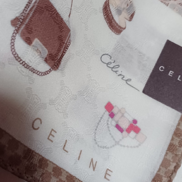 celine(セリーヌ)の値下げ📌セリーヌ☆大判ハンカチーフ👜58×58 レディースのファッション小物(ハンカチ)の商品写真