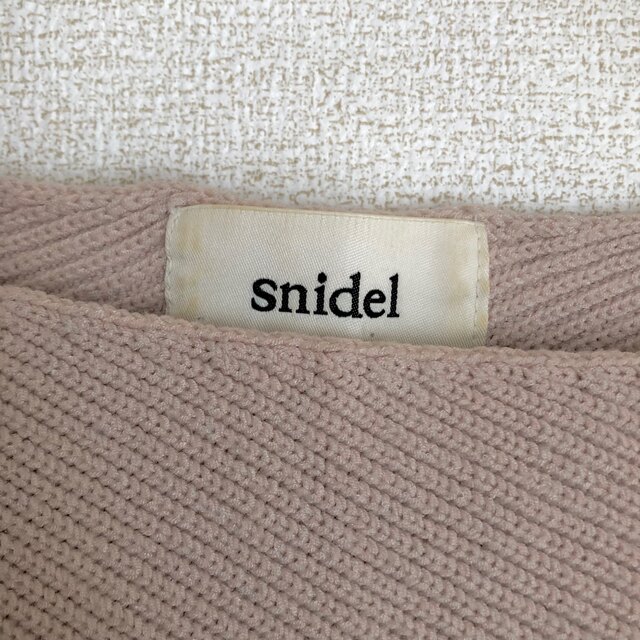 SNIDEL(スナイデル)のスナイデル  ショート丈　ニット　 レディースのトップス(ニット/セーター)の商品写真