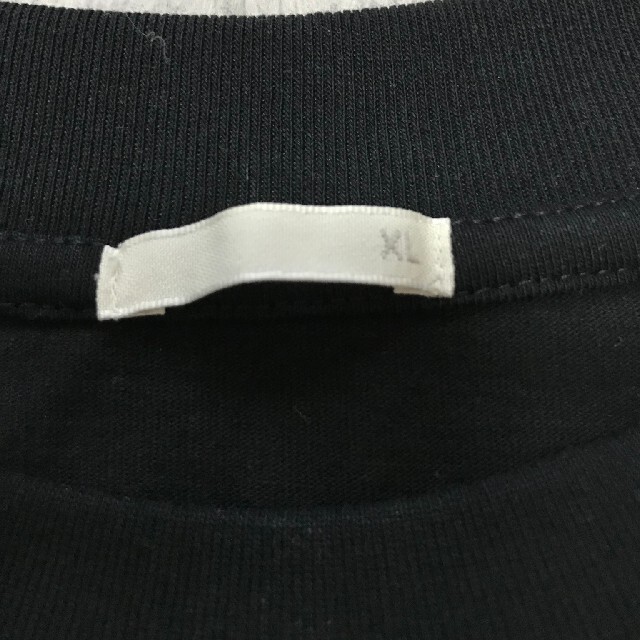 GU(ジーユー)のGU  Tシャツ　黒 レディースのトップス(Tシャツ(半袖/袖なし))の商品写真