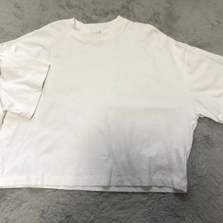 ジーユー(GU)のGU  Tシャツ　白(Tシャツ(半袖/袖なし))