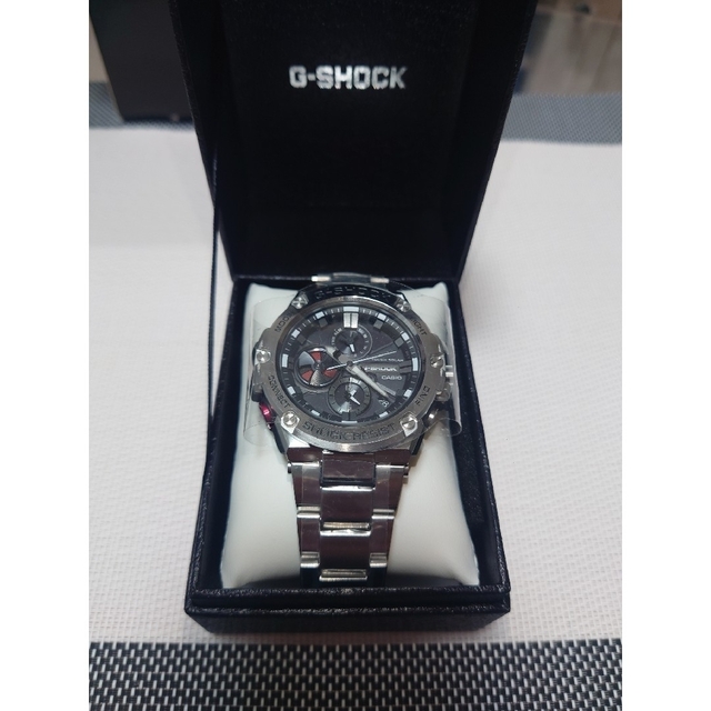 G-SHOCK(ジーショック)のカシオ G-SHOCK GST−B100D−1AJF 新品未使用 ソーラー新古品 メンズの時計(腕時計(アナログ))の商品写真