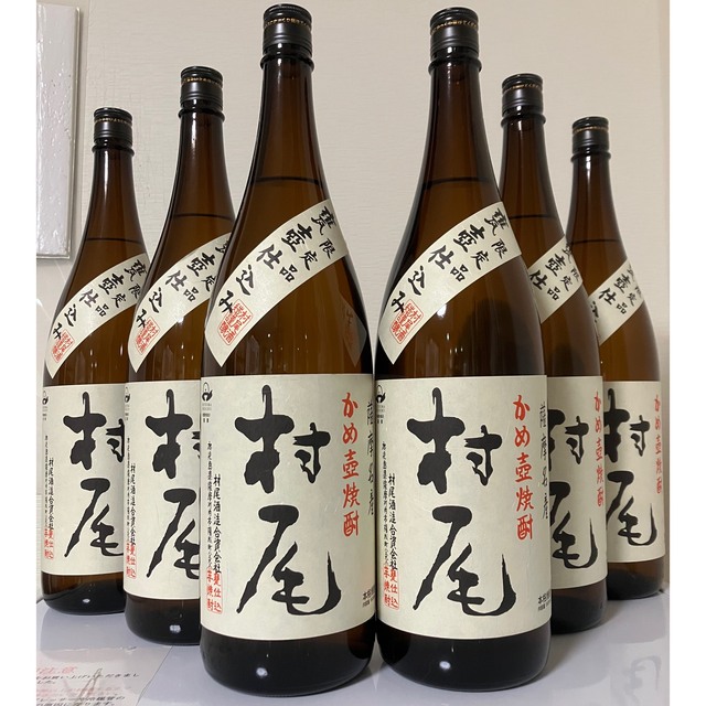 つるりん7060様専用★薩摩名産 かめ壺焼酎 村尾 1800ml 6本セット 食品/飲料/酒の酒(焼酎)の商品写真