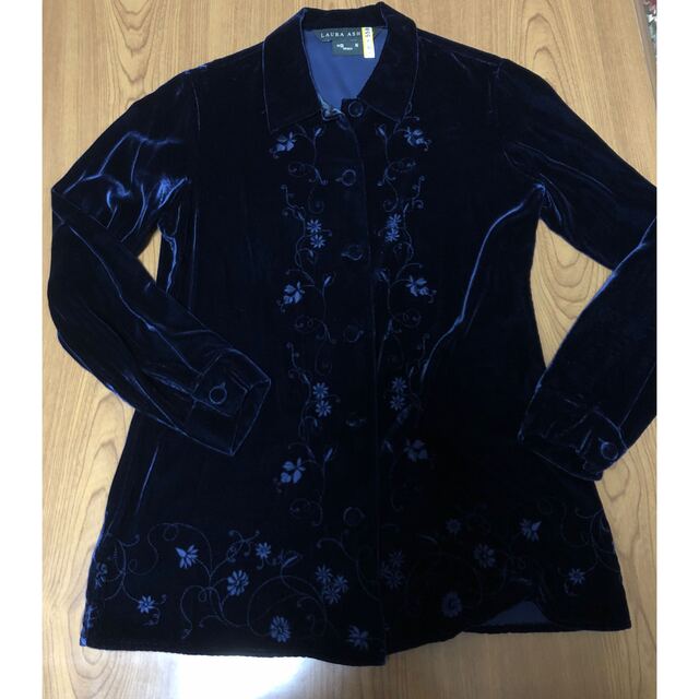 LAURA ASHLEY(ローラアシュレイ)のLAURA ASHLEY ベルベットのブラウス&ワンピース(used品)ブルー レディースのワンピース(ロングワンピース/マキシワンピース)の商品写真