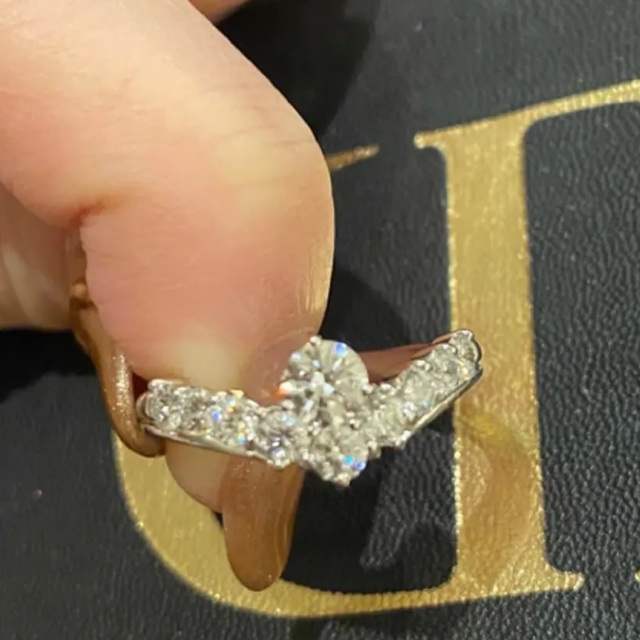 激安正規品 & Tiffany Co. ソーティング付計0.97ct‼︎美しいVラインの