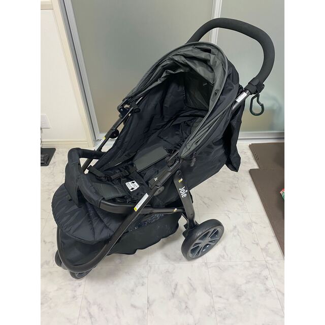 Joie (ベビー用品)(ジョイー)の【美品】joie トラベルシステム Isofix ベビーシート ベビーカー キッズ/ベビー/マタニティの外出/移動用品(自動車用チャイルドシート本体)の商品写真