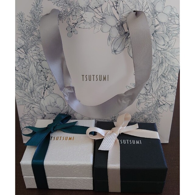 JEWELRY TSUTSUMI(ジュエリーツツミ)のジュエリーツツミの箱と紙袋 レディースのバッグ(ショップ袋)の商品写真