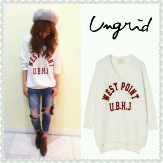 アングリッド(Ungrid)の新品　Ungrid　カレッジニットトップス(ニット/セーター)