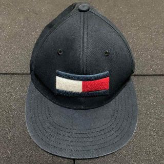 トミーヒルフィガー(TOMMY HILFIGER)のTOMMY HILFIGER キャップ 黒 フラッグ トリコロール フリー(キャップ)