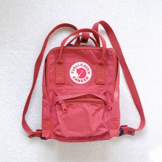 フェールラーベン(FJALL RAVEN)のKANKEN カンケンバッグ　ミニ　リュック　7L 赤　Ox Red(リュック/バックパック)