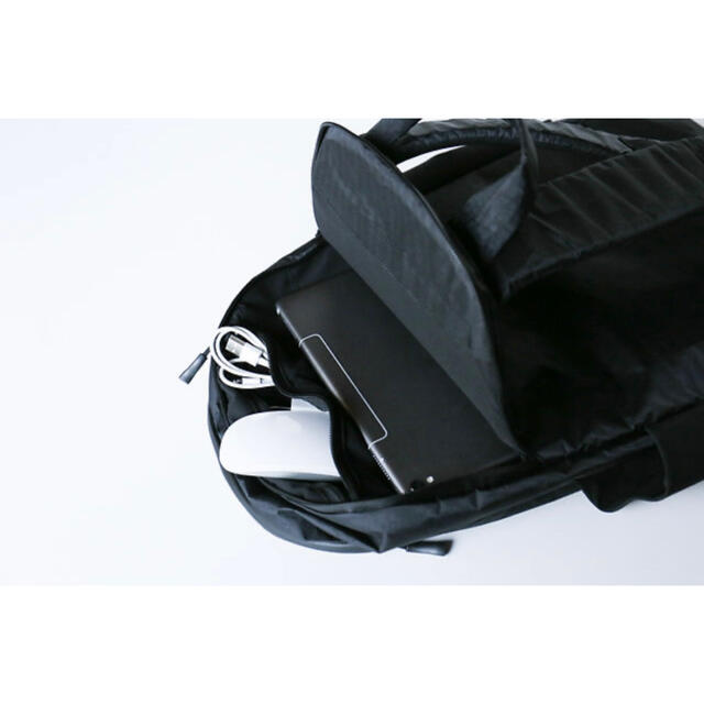 rofmia Daypack V2 shift メンズのバッグ(バッグパック/リュック)の商品写真