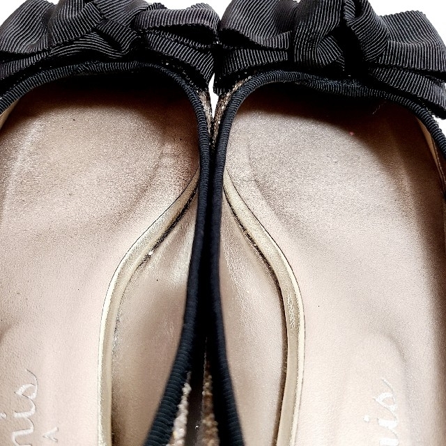 DIANA(ダイアナ)の【artemisbyDIANA】グリッターラメリボンフラットパンプスパーティー レディースの靴/シューズ(ハイヒール/パンプス)の商品写真