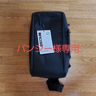 インケース(Incase)のINCASE/インケース カメラバッグ 　未使用新品(ケース/バッグ)