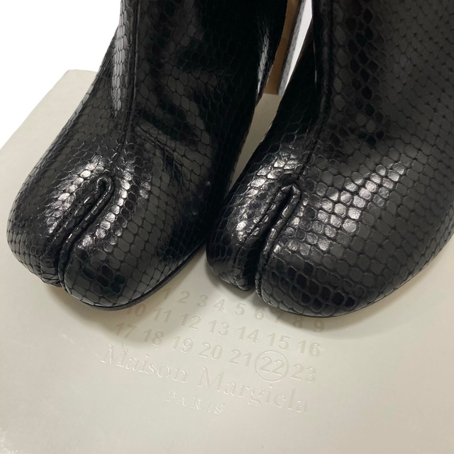 Maison Martin Margiela(マルタンマルジェラ)の新品 Maison Margiela  足袋ブーツ 36 ブラック 黒 Tabi レディースの靴/シューズ(ブーツ)の商品写真