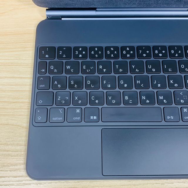 Apple(アップル)の美品 iPad Pro 11 inch Magic Keyboard T375 スマホ/家電/カメラのPC/タブレット(PC周辺機器)の商品写真