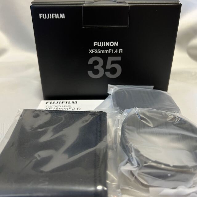 富士フイルム(フジフイルム)のFUJI FILM フジノンレンズ  XF35mm F1.4 R 新古品 スマホ/家電/カメラのカメラ(レンズ(単焦点))の商品写真