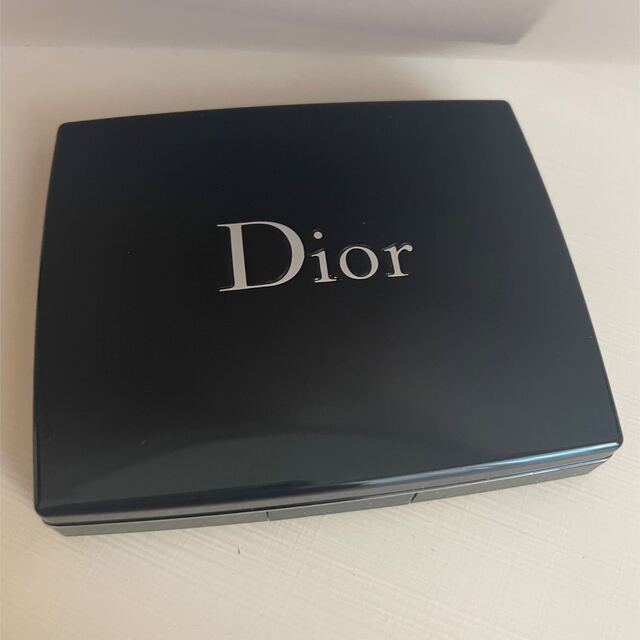 Dior(ディオール)のディオールスキン ルージュ ブラッシュ 219 ローズ モンテーニュ コスメ/美容のベースメイク/化粧品(チーク)の商品写真