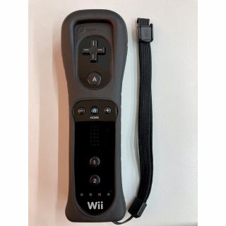 ウィー(Wii)のwiiリモコン(クロ)(家庭用ゲーム機本体)