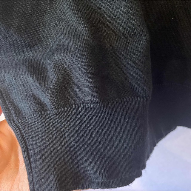 【黒トップス】Vネック レディースのトップス(Tシャツ(長袖/七分))の商品写真