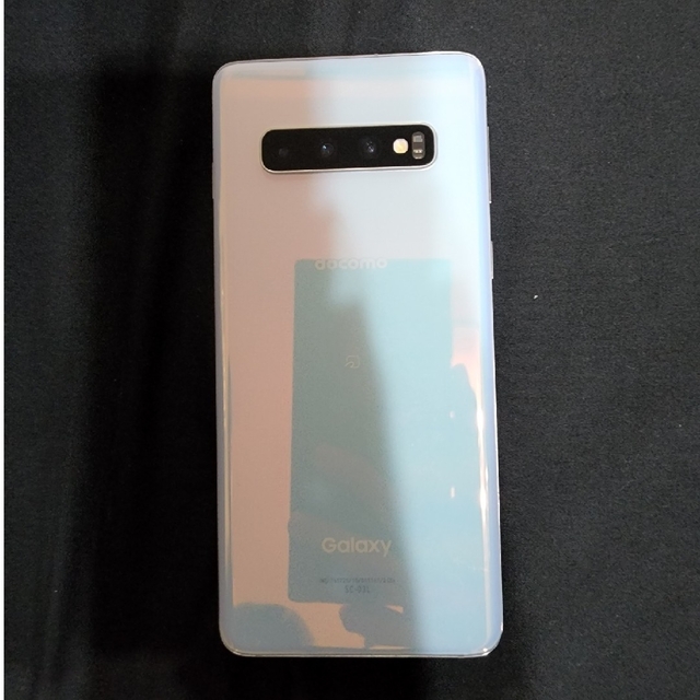 docomo版 GALAXYs10 本体(プリズムホワイト) docomo版 GALAXYs10 本体(プリズムホワイト)