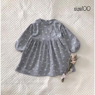 【ヨークワンピース100size】コーデュロイ　グレー　花柄(ワンピース)