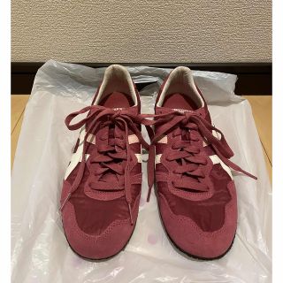 オニツカタイガー(Onitsuka Tiger)の超美品✨　オニツカタイガー　スニーカー　レディース　ボルドー　24.5cm 正規(スニーカー)