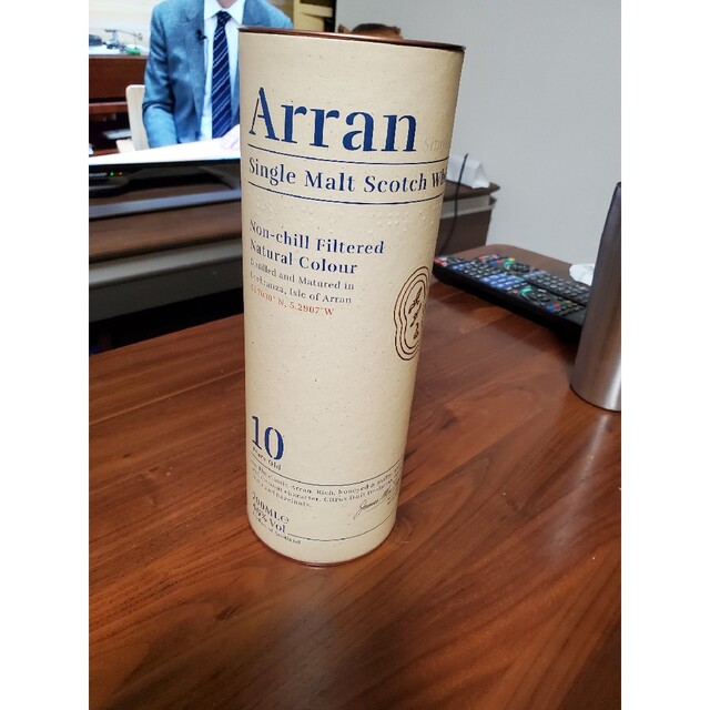 【新品】希少品　THE ARRAN(アラン) 10年　ウイスキー700ml 食品/飲料/酒の酒(ウイスキー)の商品写真