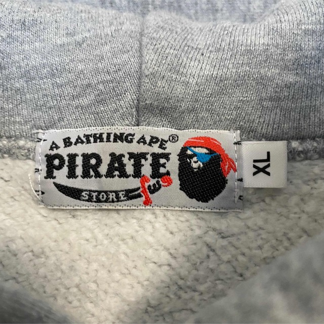 A BATHING APE アベイシングエイプ パーカー アーチロゴセンターロゴ