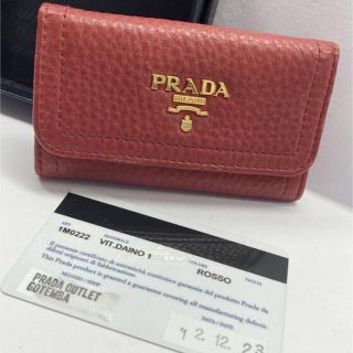 プラダ(PRADA)のプラダ　キーケース　レザー　レッド(キーケース)