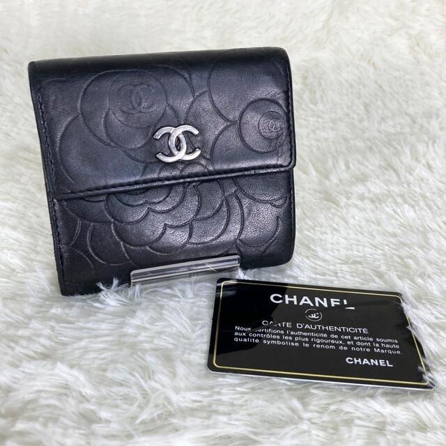 CHANEL カメリア コンパクト財布 ブラック ココマークレディース