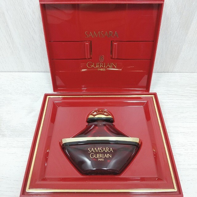 GUERLAIN - ゲラン サムサラ パヒューム 香水 15ml GUERLAIN SAMSARAの通販 by 黒猫's shop｜ゲランならラクマ