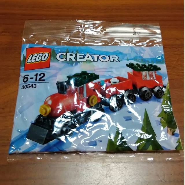 Lego(レゴ)の【非売品】LEGO CREATOR 30543 クリスマス　汽車 エンタメ/ホビーのおもちゃ/ぬいぐるみ(模型/プラモデル)の商品写真