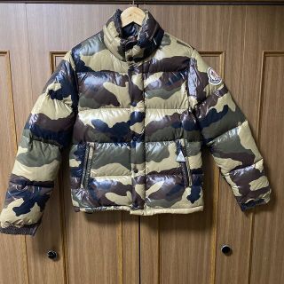 モンクレール カモフラの通販 200点以上 | MONCLERを買うならラクマ