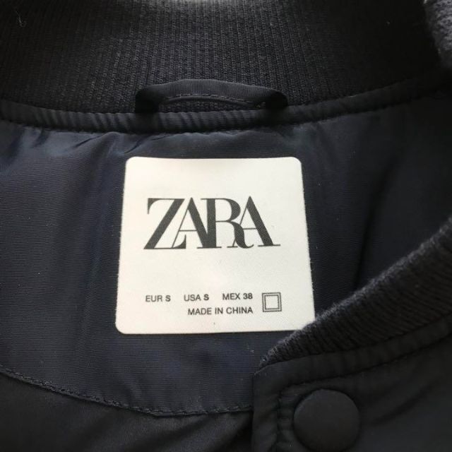 ZARA  ジャケット　ショートジャケット　カジュアル　軽量 メンズのジャケット/アウター(ナイロンジャケット)の商品写真