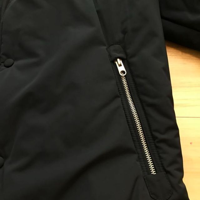 ZARA  ジャケット　ショートジャケット　カジュアル　軽量 メンズのジャケット/アウター(ナイロンジャケット)の商品写真