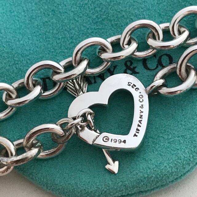 Tiffany ハート アロー トグル ブレスレット