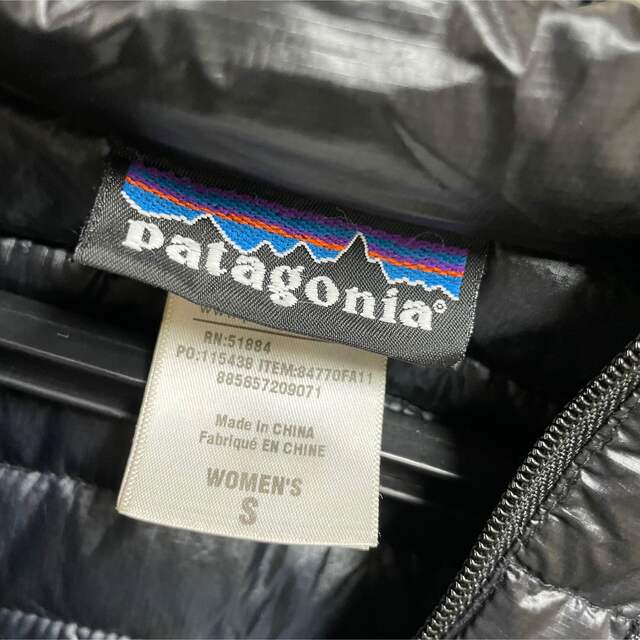 patagonia(パタゴニア)のパタゴニア　ウルトラライトダウン　フーディ　レディースM位 レディースのジャケット/アウター(ダウンジャケット)の商品写真