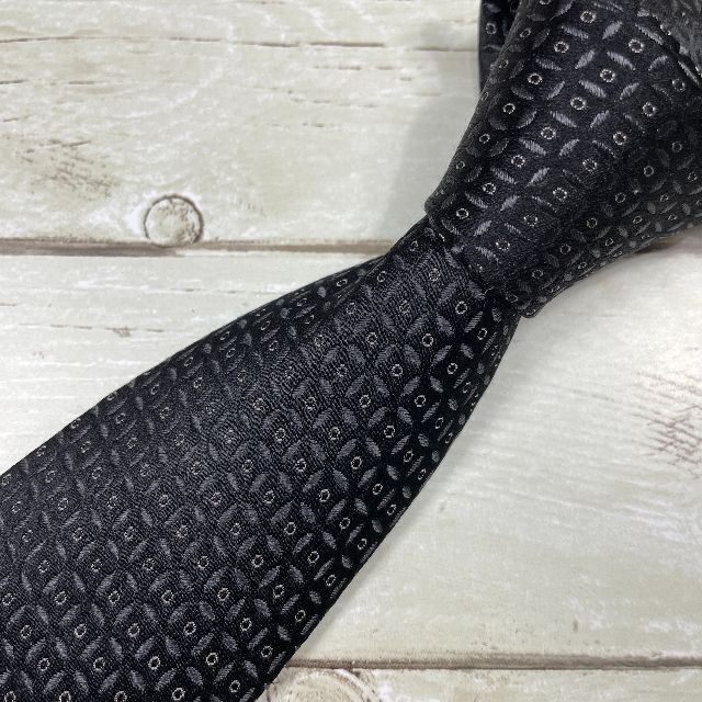GIORGIO ARMANI - 【美品】GIORGIO ARMANI / 総柄 黒 イタリア製 GIORGIO ARMANI - 【美品】GIORGIO ARMANI / 総柄 黒 イタリア製