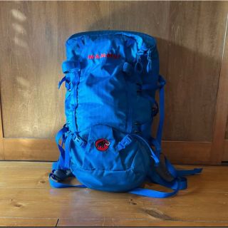 マムート(Mammut)のMAMMUTリュック登山用、旅行用　検モンベルコールマン(登山用品)