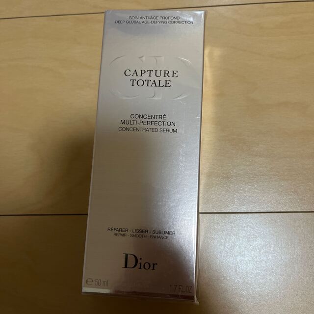 Dior  カプチュールトータル　コンセントレートセラム コスメ/美容のスキンケア/基礎化粧品(美容液)の商品写真