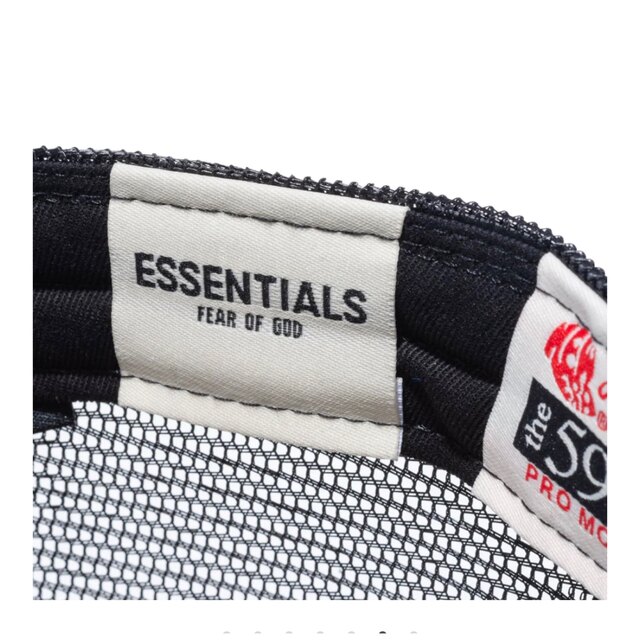 FEAR OF GOD(フィアオブゴッド)のNEW ERA × Essentials コラボ キャップ 7-1/2 ブラック メンズの帽子(キャップ)の商品写真