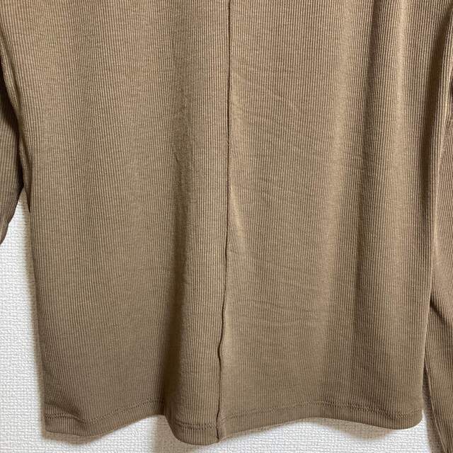 GU(ジーユー)の【ままこ様専用】GU  ソフトリブクルーネックTシャツ　Mサイズ　ブラウン レディースのトップス(Tシャツ(長袖/七分))の商品写真