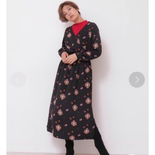 ザラ(ZARA)の美品　黒　花柄　ダマスク柄　ロングワンピース(ロングワンピース/マキシワンピース)