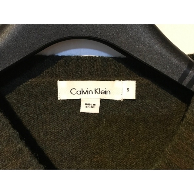 Calvin Klein(カルバンクライン)のカルバンクライン CK ニット Vネックセーター モスグリーン 深緑　訳あり メンズのトップス(ニット/セーター)の商品写真